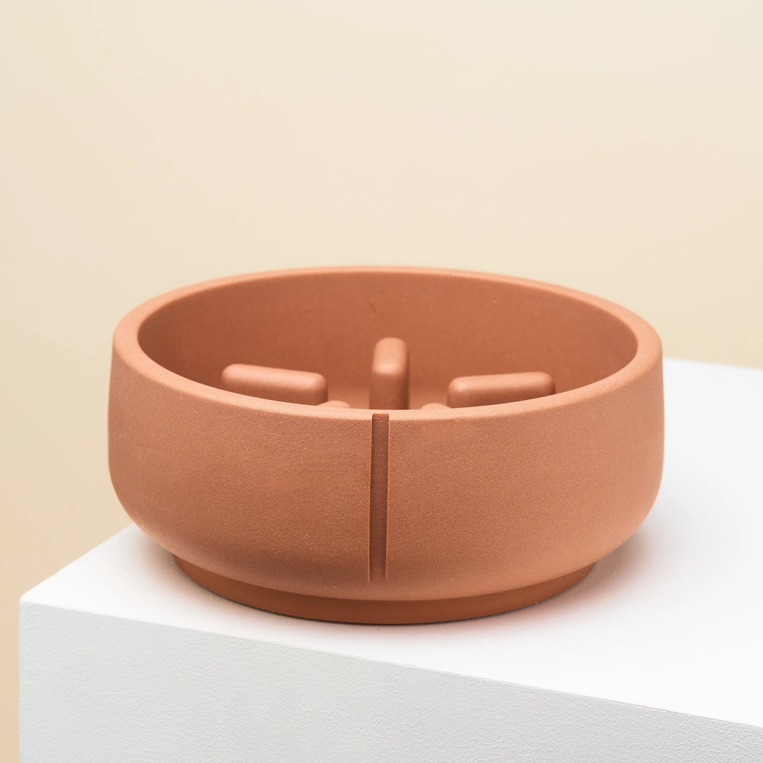 Slow Feeder in Terra, 4 sizes