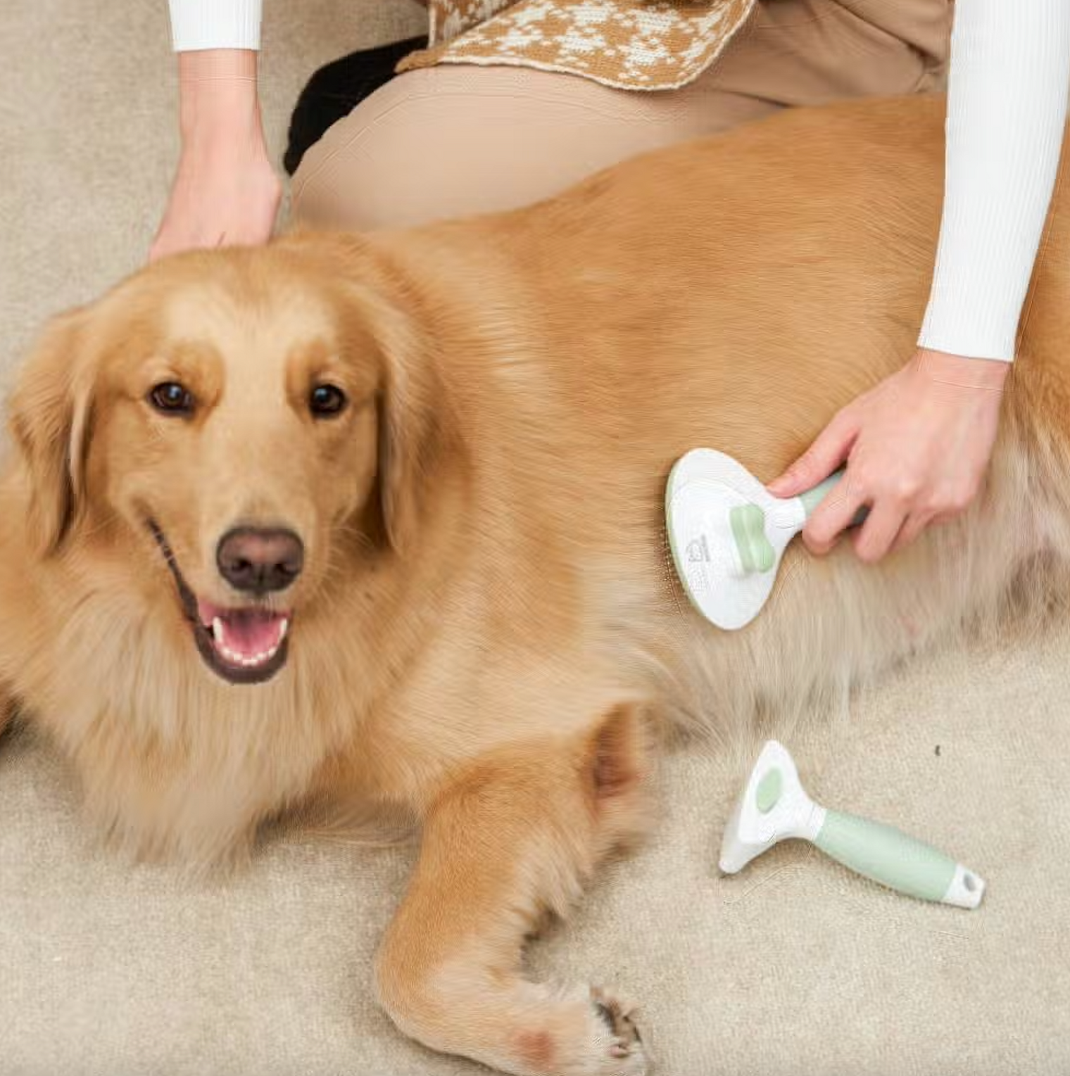 Round Head Grooming Brush