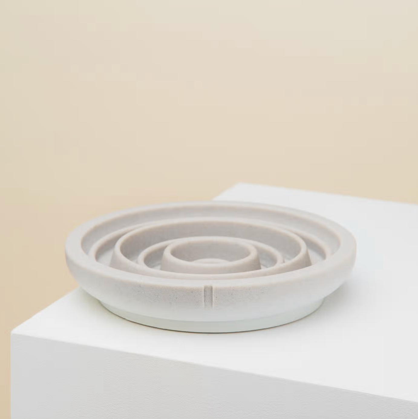 Slow Feeder Grey, 4 sizes