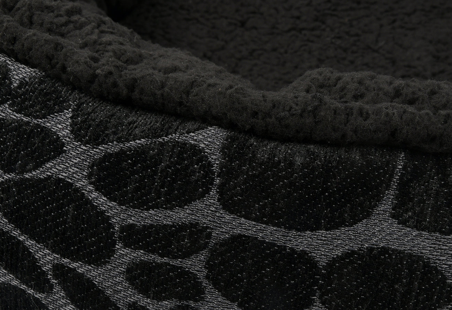 Donut Cuddler Bed, Black Giraffe