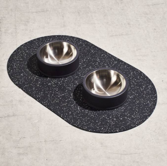 Black Speckle Rubber Oval Mat - 2 sizes