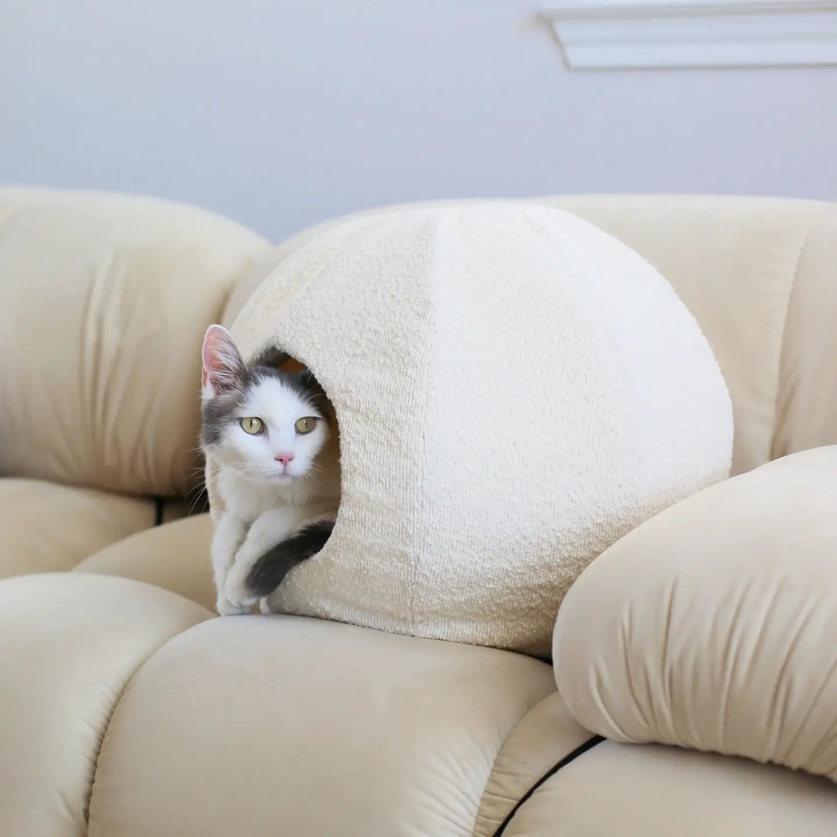 Moon Sherpa Cat Cave – LoveThyBeast